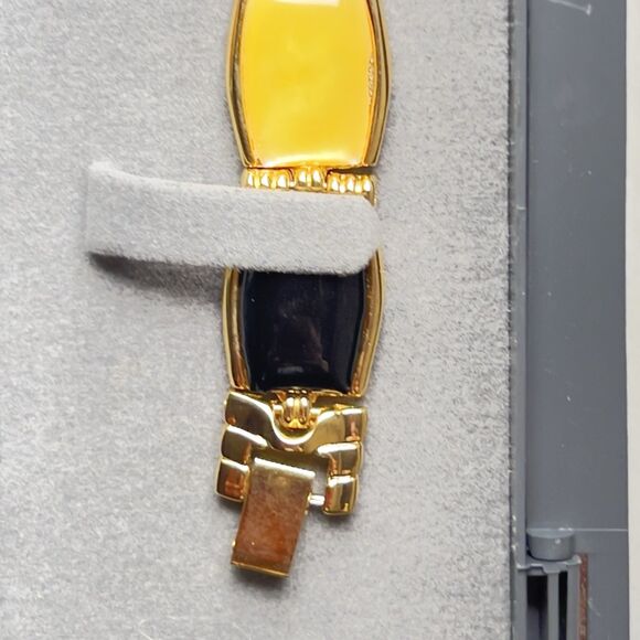 Vintage 80s Retro ORYX Black/Mustard Gold Tone Women’s Watch New Battery NIB main image 5